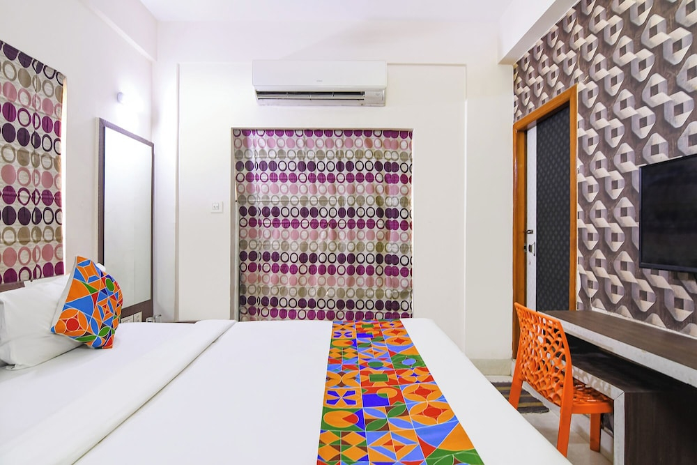 FabHotel The Corporate Inn I