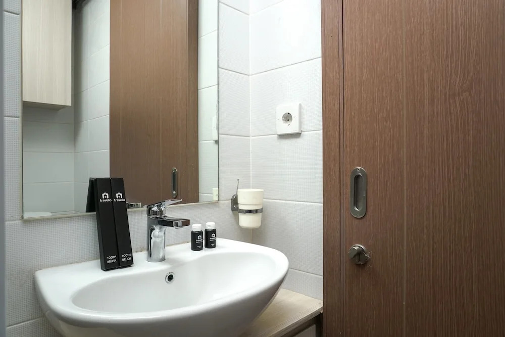 Furnished Studio with Pool View at Puri Orchard Apartment