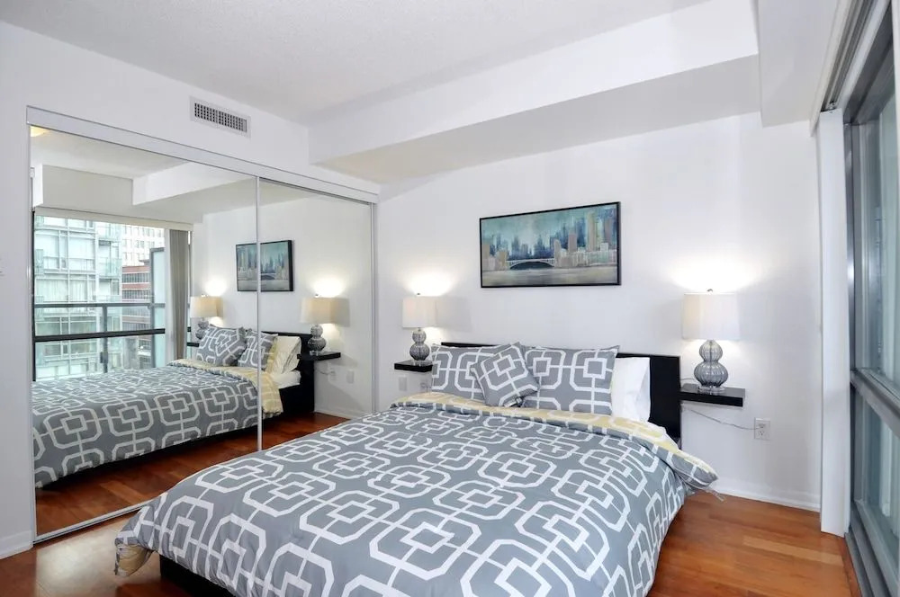 Stunning 1BR Condo Downtown Location