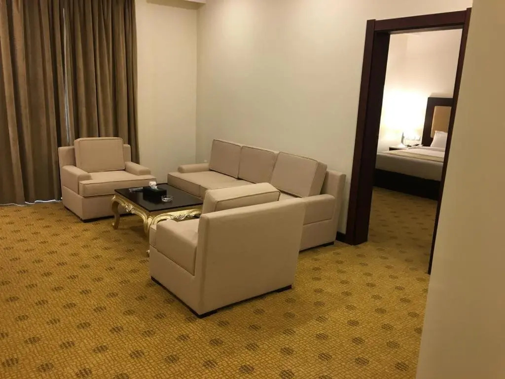 Khabti Grand Hotel
