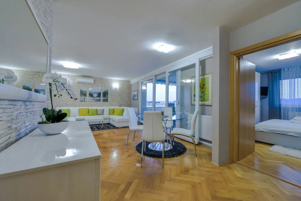 Apartment Topaz