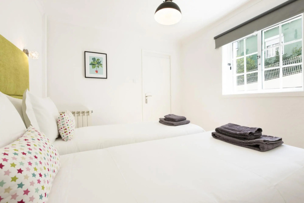 LV Premier Gaia GA2 garden, AC, pool