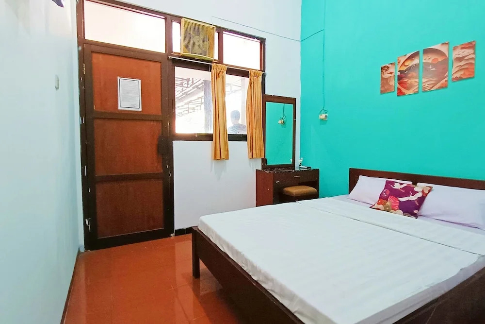 TwoSpaces Living at Sutomo Homestay