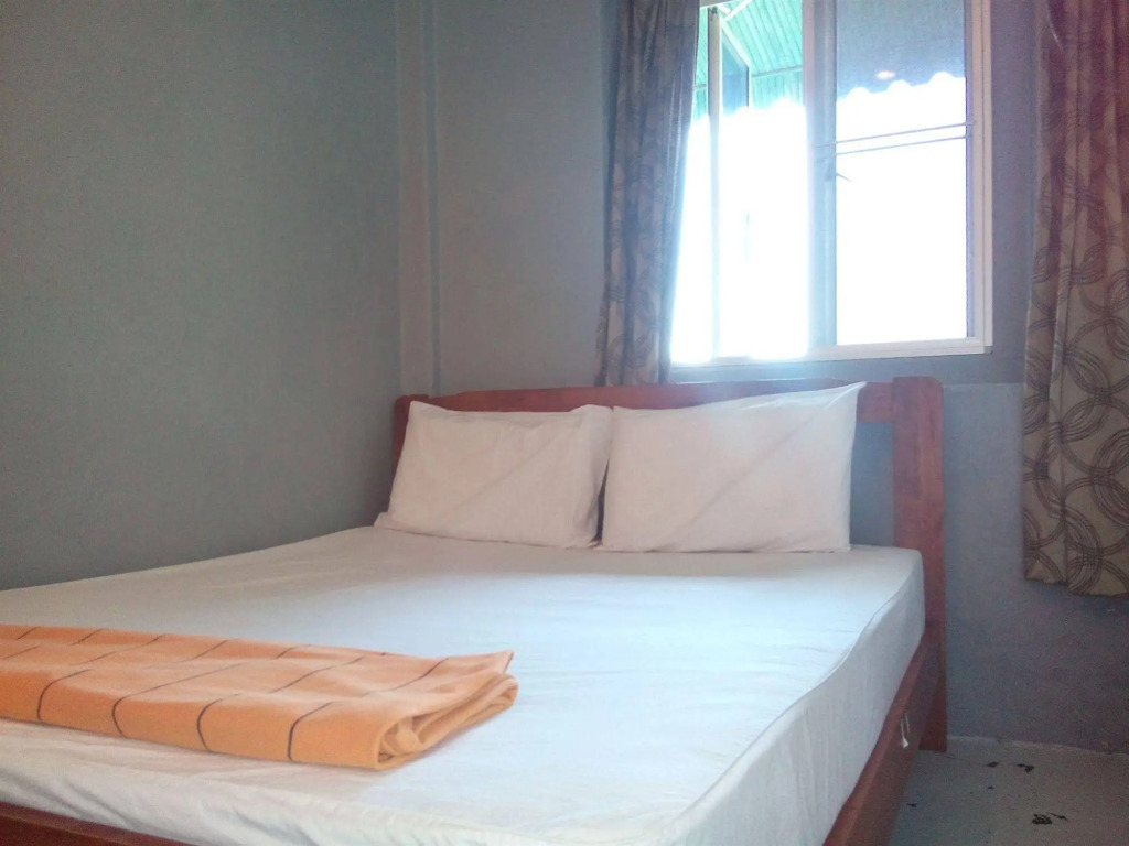Discovery Cafe and Guesthouse