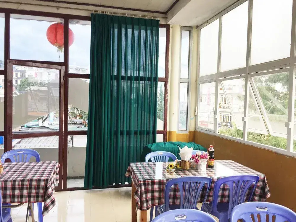 Dang Uyen Hotel