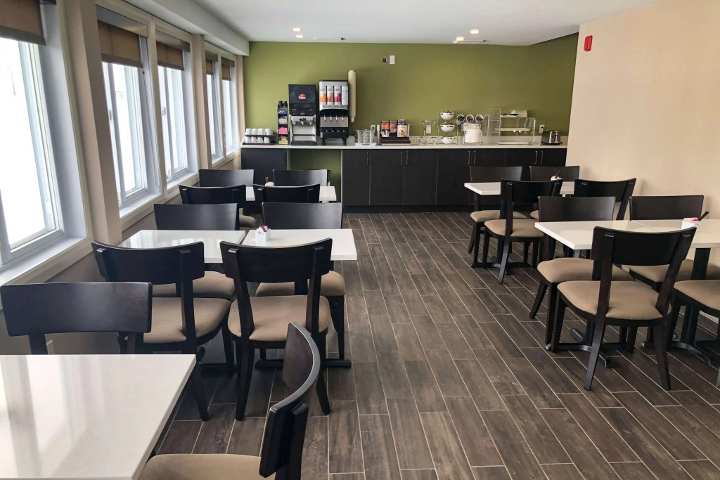 Sleep Inn & Suites Quebec City East