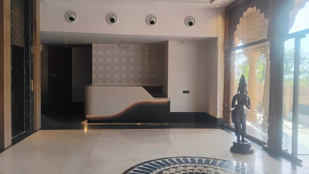 Revanta Suites