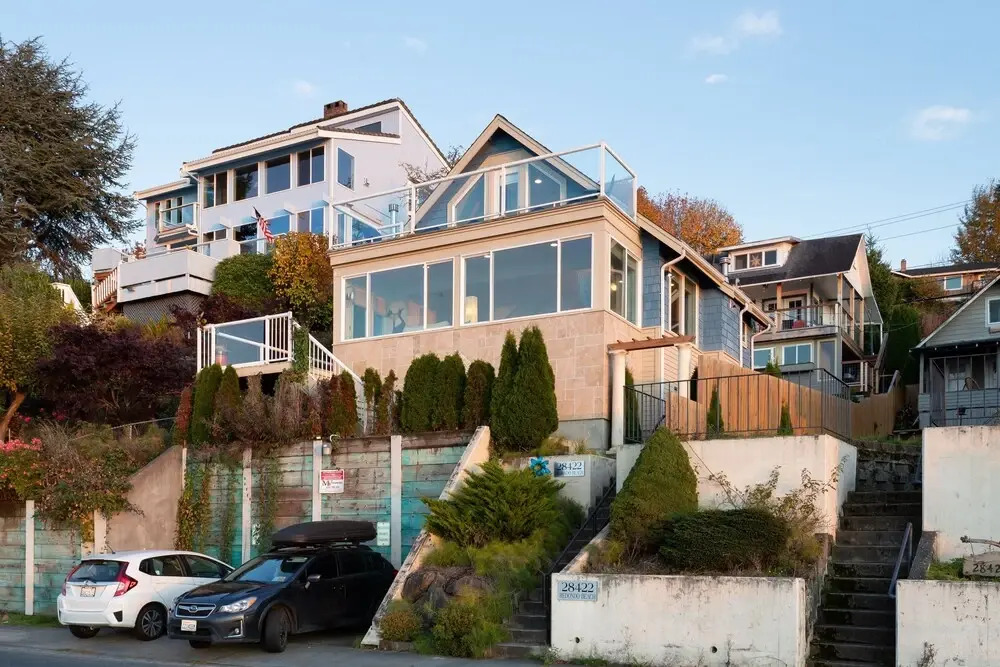 Amazing Sunsets At 3br Over The Puget Sound 3 Bedroom Home by Redawning