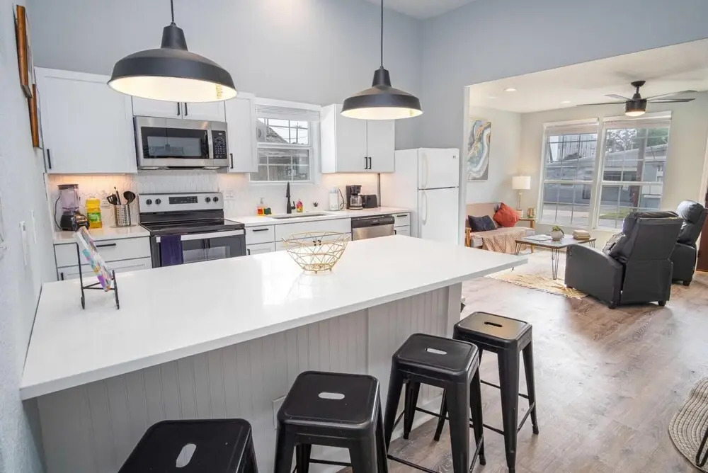 Charming 3br/2ba Gem Close to Downtown/ Riverwalk