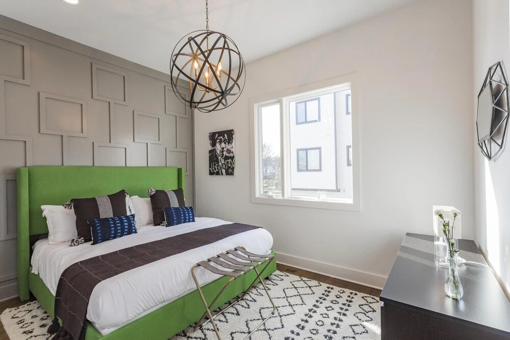 Ech2 - Perfect Palace in City Heights With Rooftop Terrace and Tons of Space!