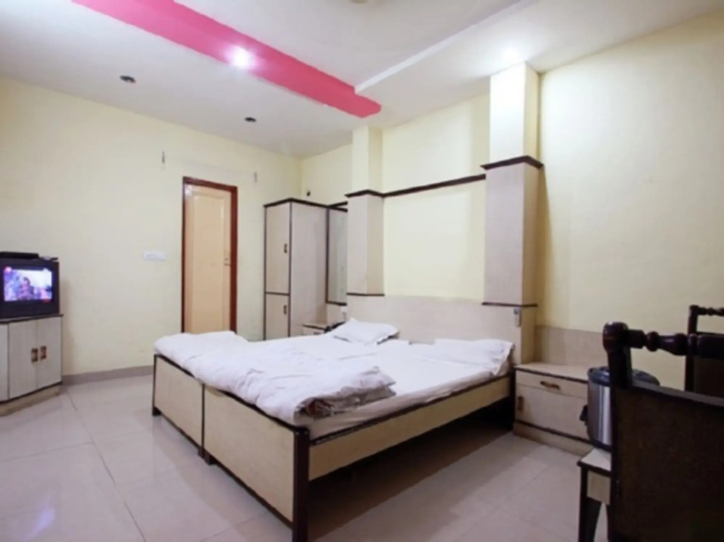 Hotel Raj Palace