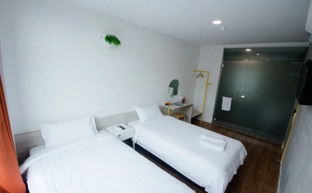 Vrest Hotel