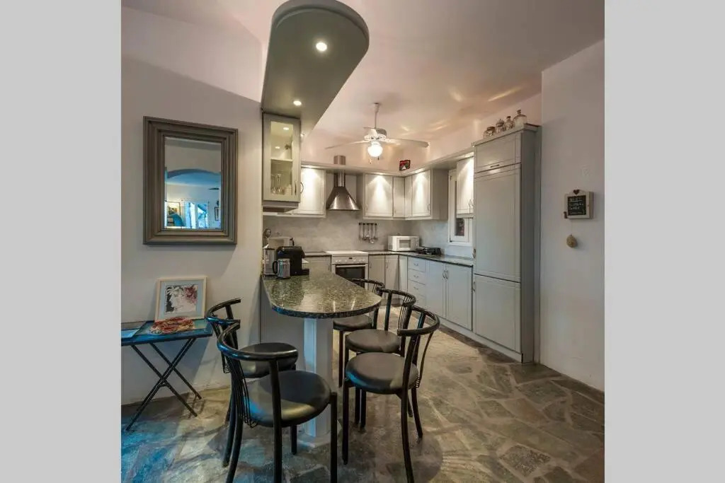 White Villas Paros