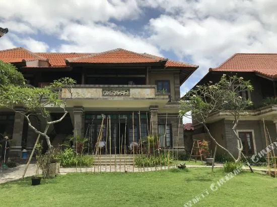 Bali Illumination Park Cottage