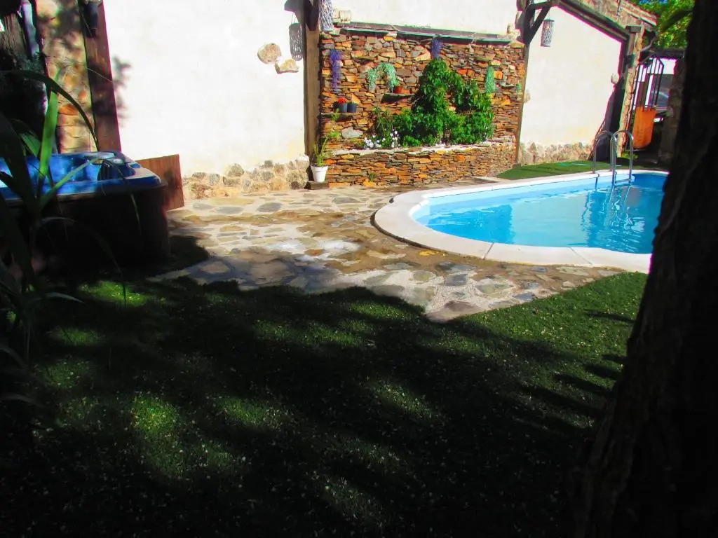 Apartamentos Casas Rurales "Paraje San Blas" TR-BA-00166