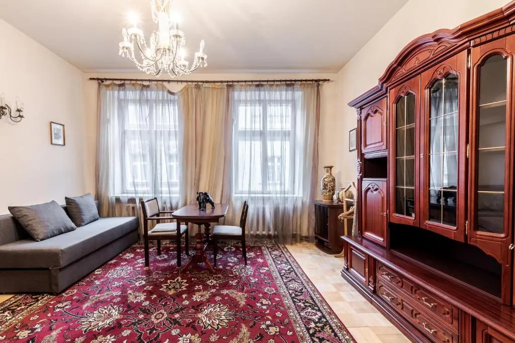 Doroshenka Antique Apartment
