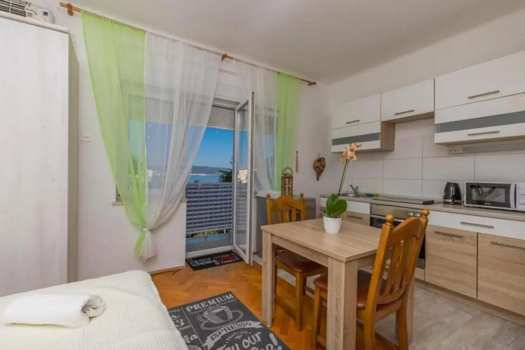 Studio Apartment Iva