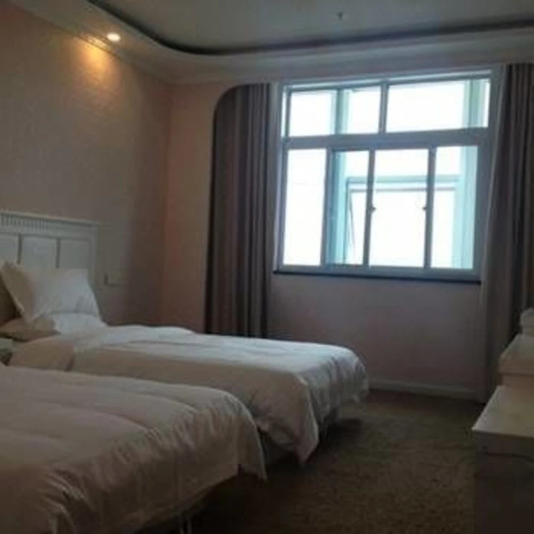 Jinxiu Lidu Holiday Hotel
