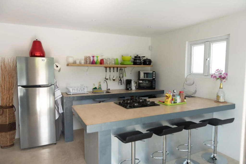 Sunny Hill Apartment