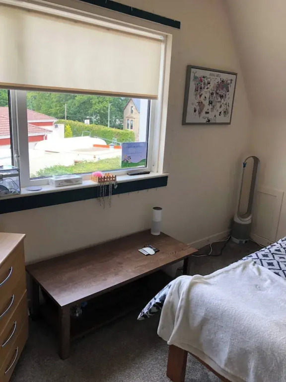 Limegrove, Comfortable Three Bedroom House