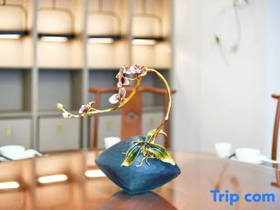RIGHT Hotel (Beijing Guomao SKP Center)
