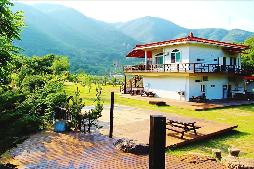 Yangsan Baecome Pension