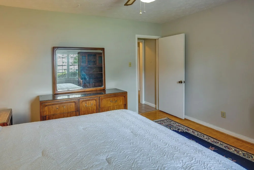 Spacious Downtown Montgomery Home w/ Yard, Patio