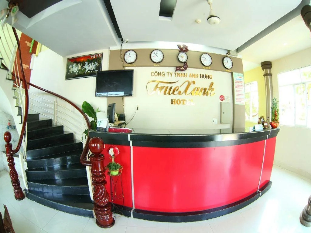 Truc Xanh Hotel