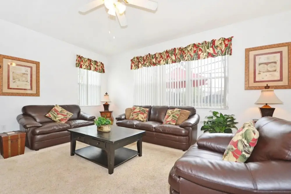 Windwood Bay 215858