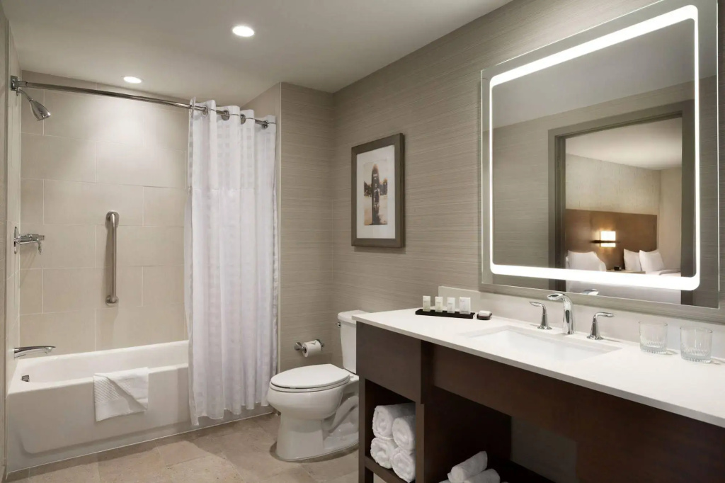 Embassy Suites By Hilton Oahu Kapolei