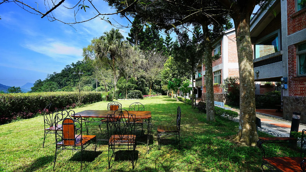 Red Brick Villas