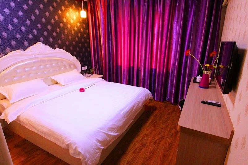 Yixuan Culture Theme Hotel