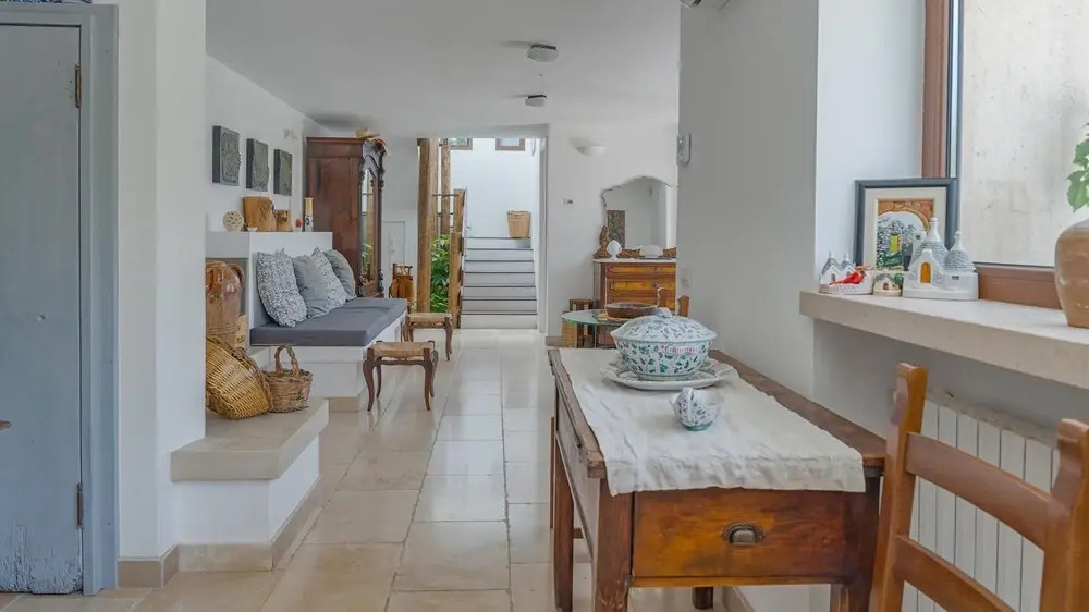 VILLA GIARI 8, Emma Villas