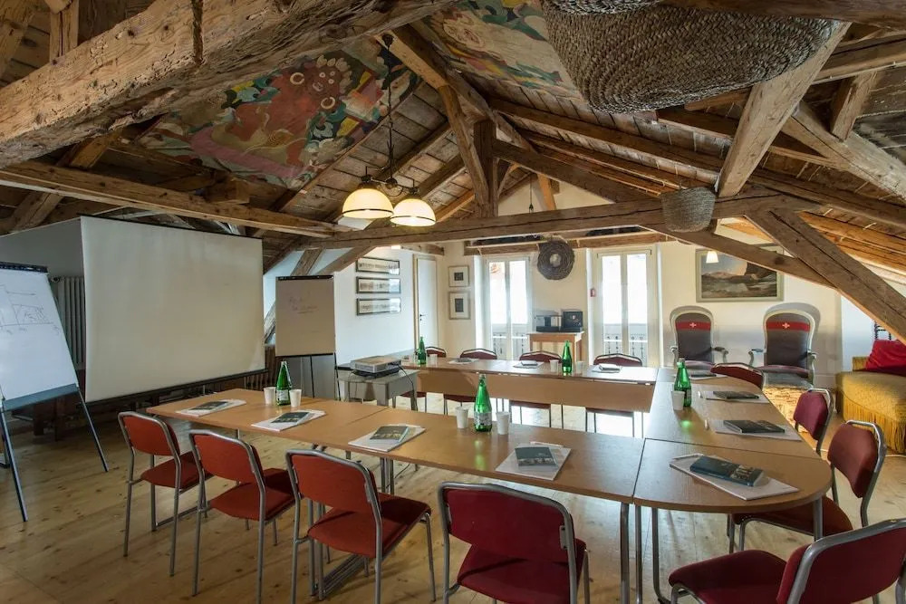 Historic Hotel du Pillon