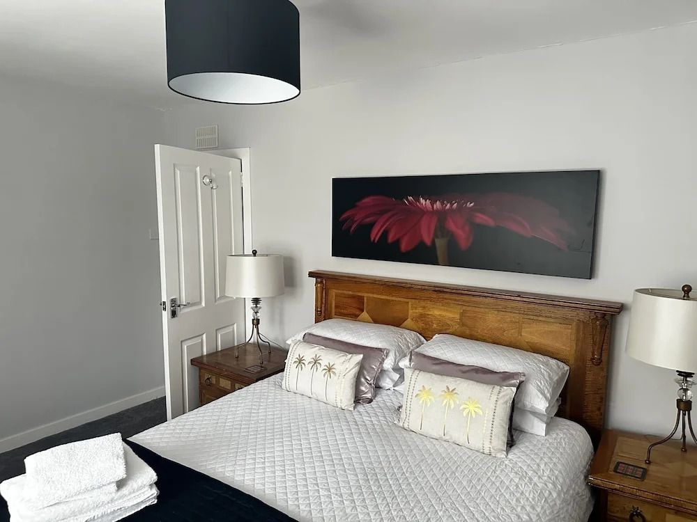 The Sandgate New Immaculate 1-bed Apartment in Ayr