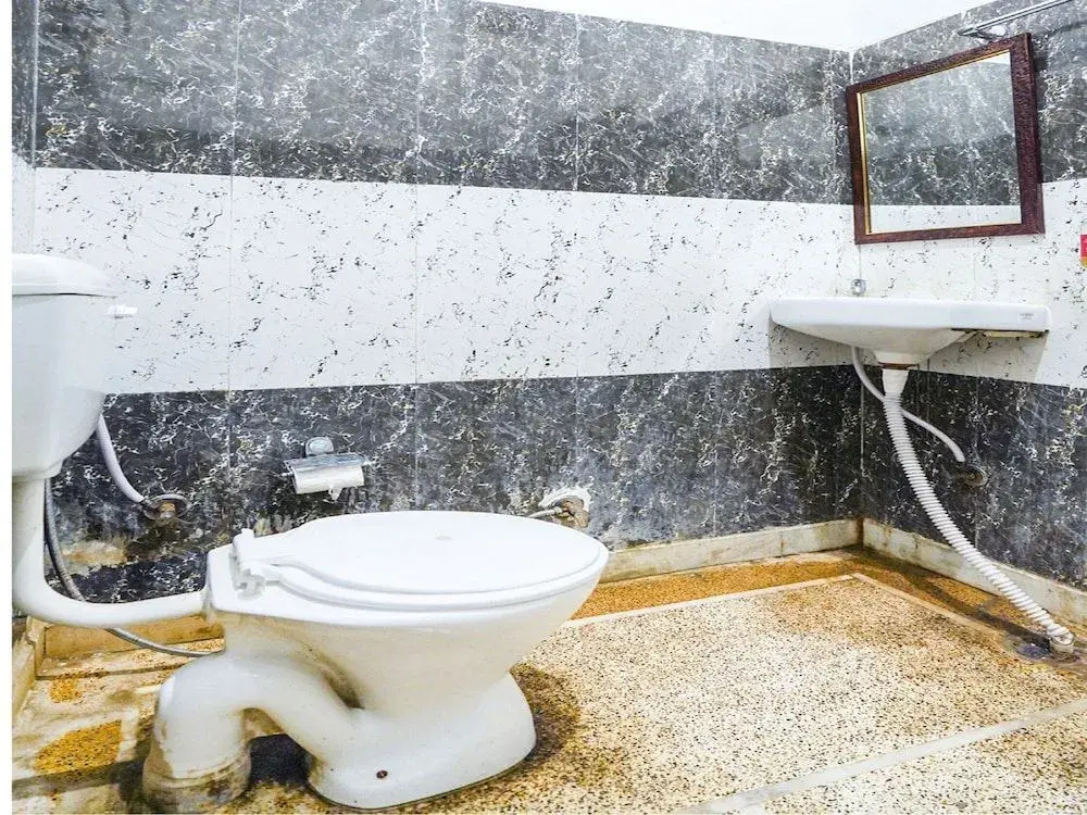 OYO Rooms Noida Atta Market