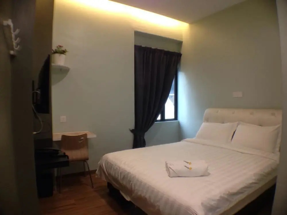 GOOD 9 HOTEL - Bukit Dahlia