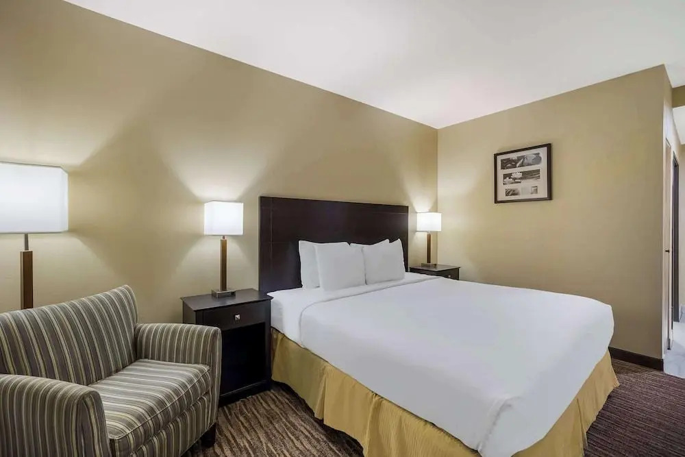 Comfort Inn North