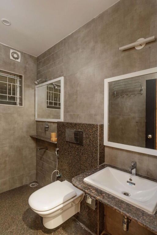 The Signature Serviced Apartments