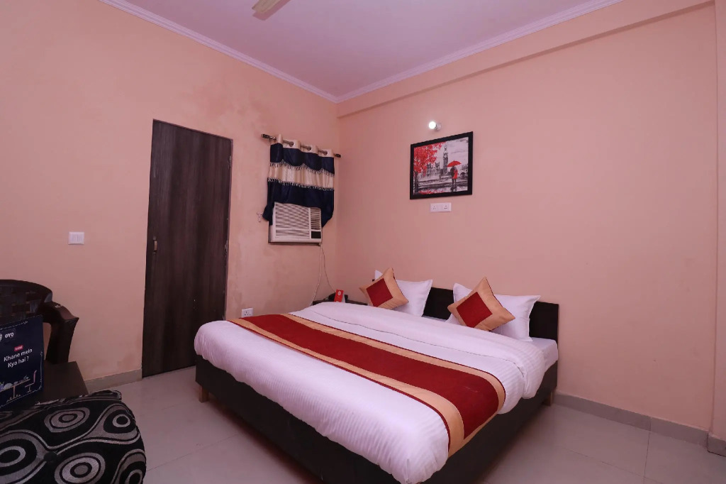 OYO 18625 Prem Hotel