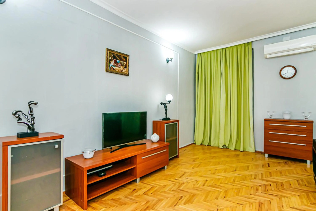 Targovu 4 Room Lux Apartment