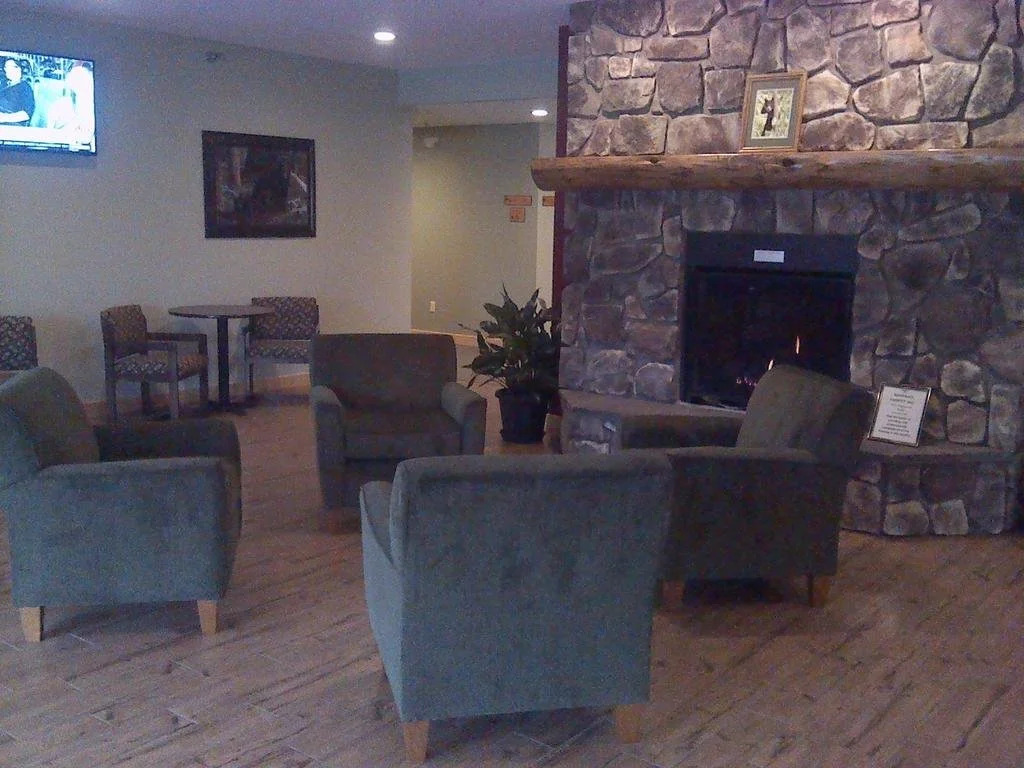 Junction Inn Suites & Conference Center