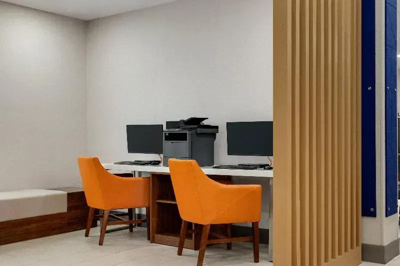 Holiday Inn Express Forrest City