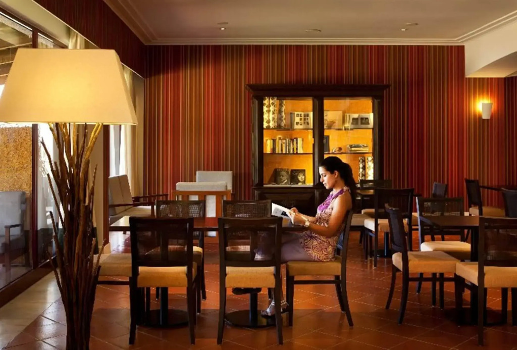 Evora Hotel
