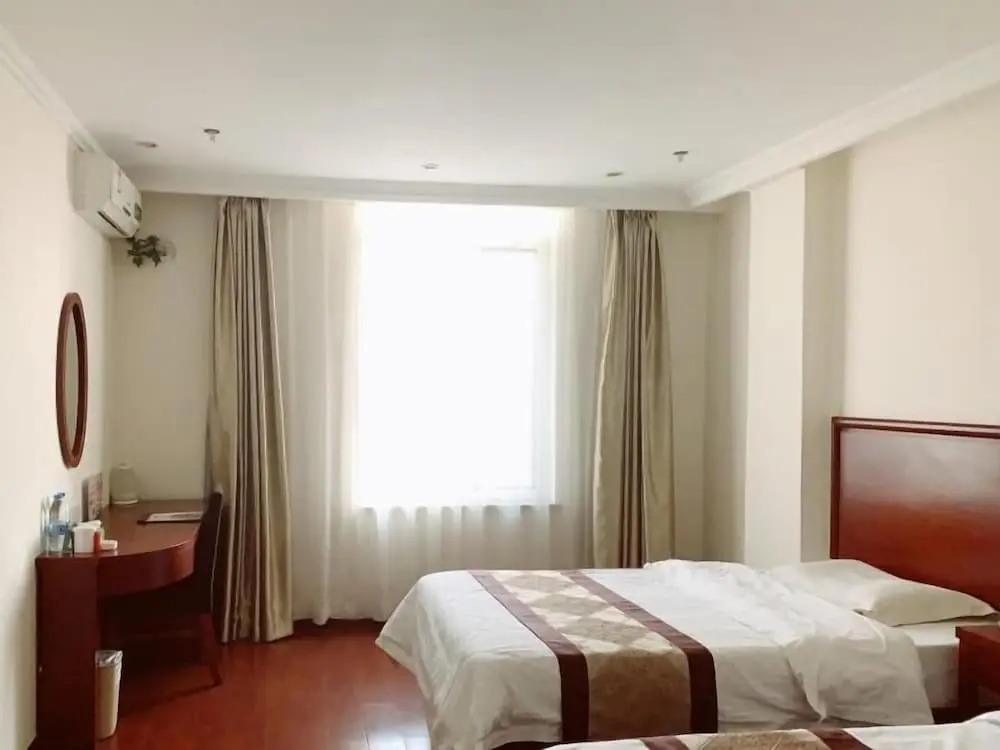 GreenTree Inn Tianjin Wuqing Jingbin Industrial Park Chengwang Road Express Hotel