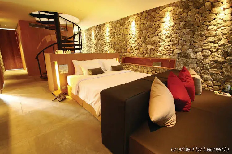 X2 Hua Hin Kui Buri Villas