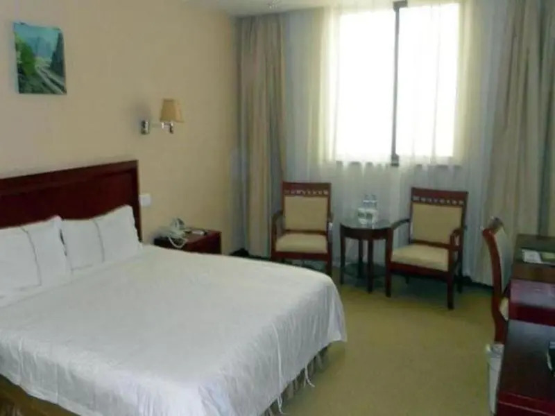 GreenTree Inn Zhenjiang Center Street No.1 Peoples Hospital Express Hotel