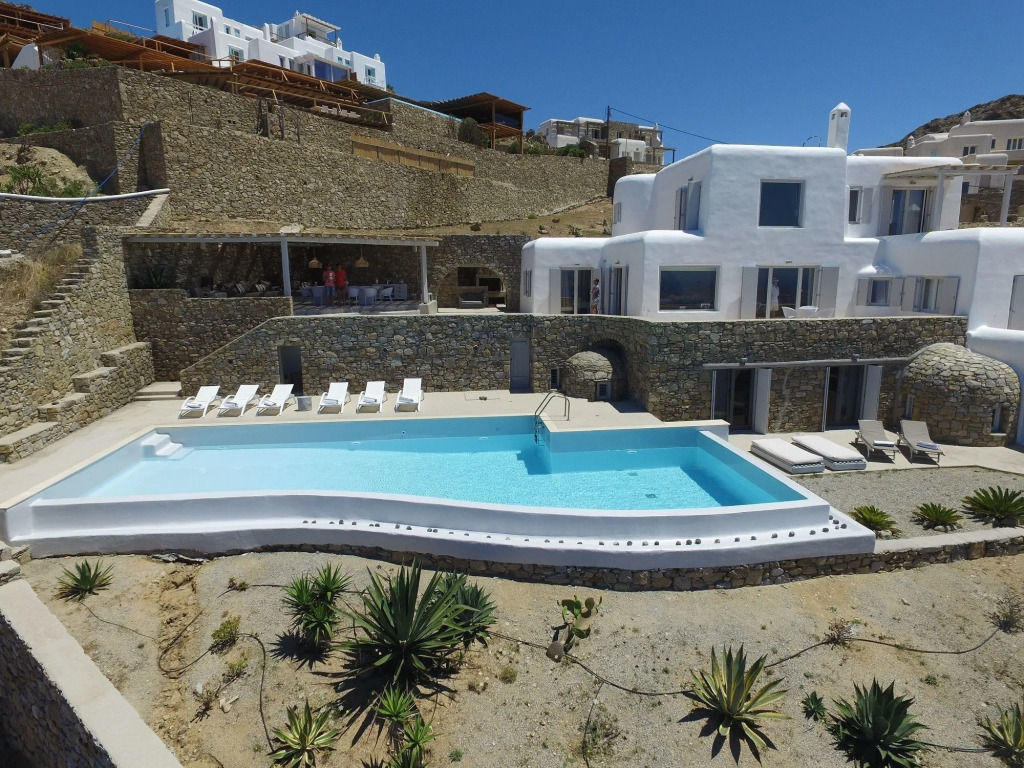 Villa DeLucien