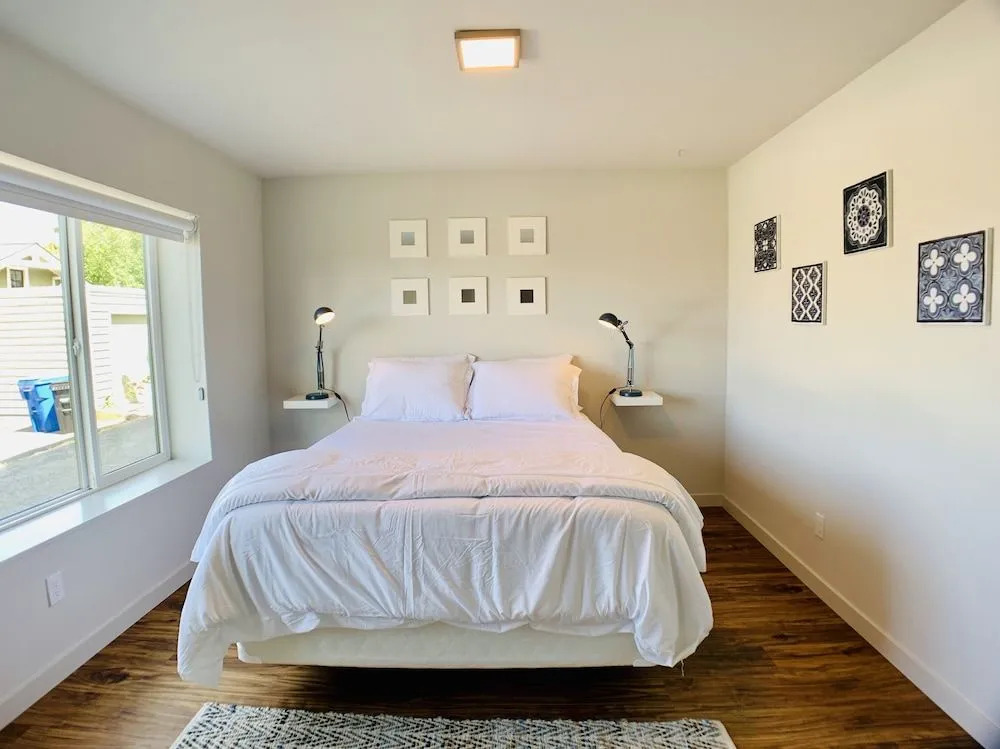 Corner Unit with Panoramic Views