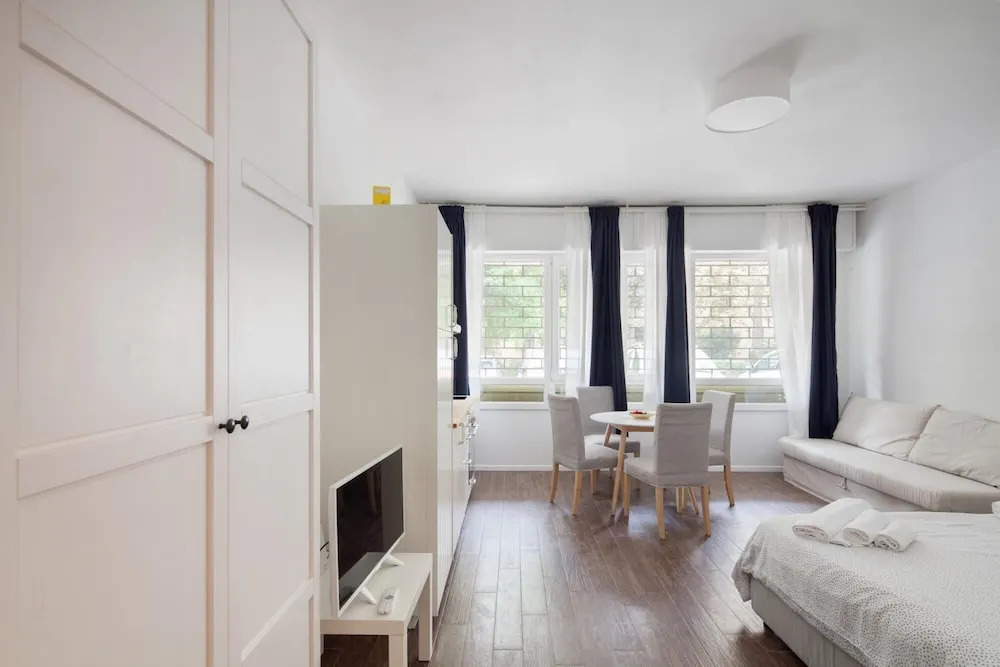Largo Molina Studio I by Wonderful Italy
